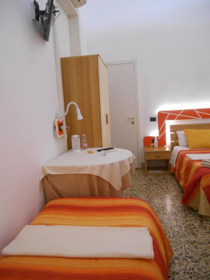 Le Rose Malpensa Bed & Breakfast Busto Arsizio Dış mekan fotoğraf
