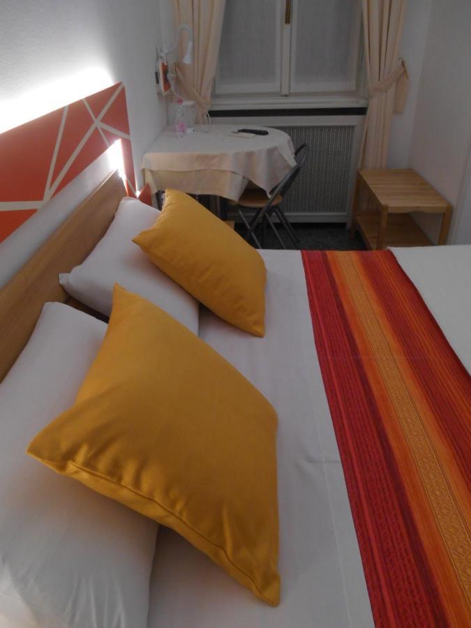Le Rose Malpensa Bed & Breakfast Busto Arsizio Dış mekan fotoğraf