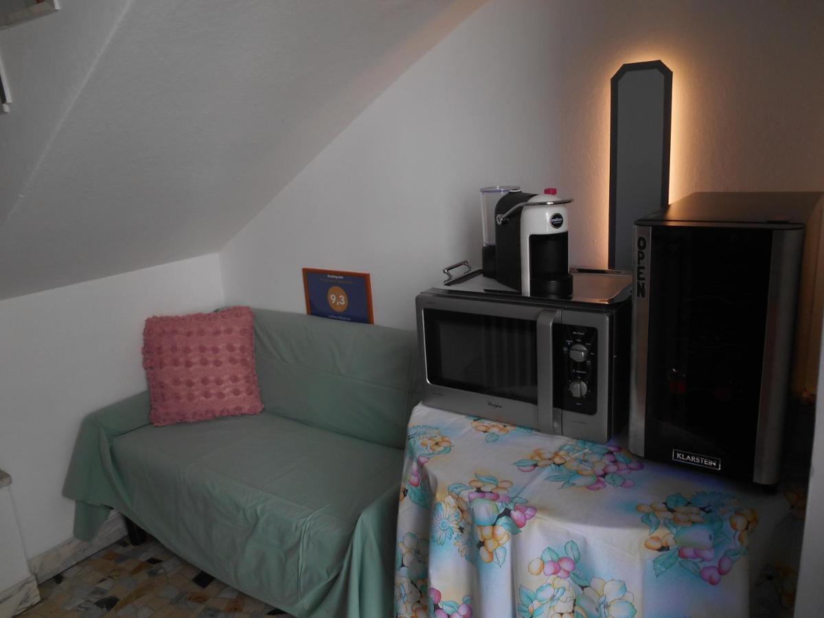 Le Rose Malpensa Bed & Breakfast Busto Arsizio Dış mekan fotoğraf